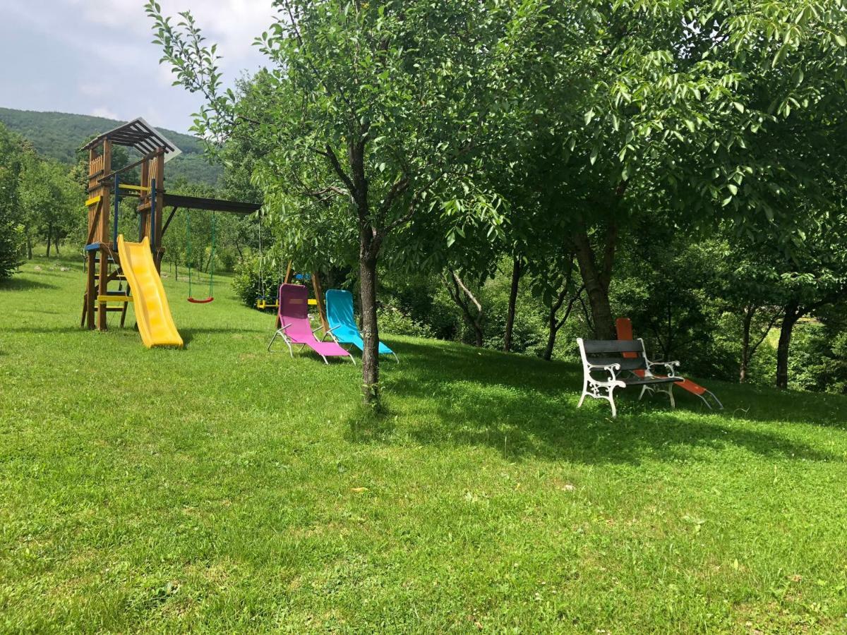 D.I.M. Holiday House Selište Drežničko Exterior foto